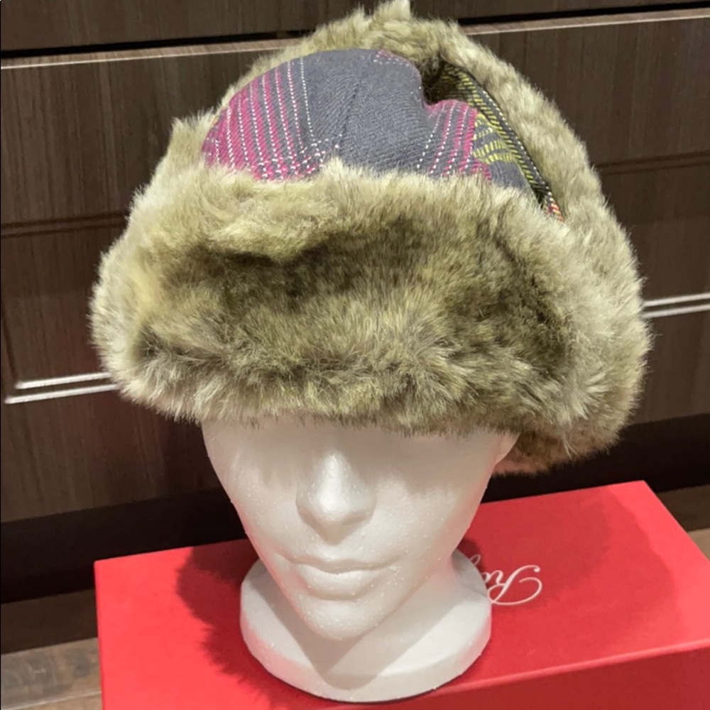 Hats - Picture 4 of 6